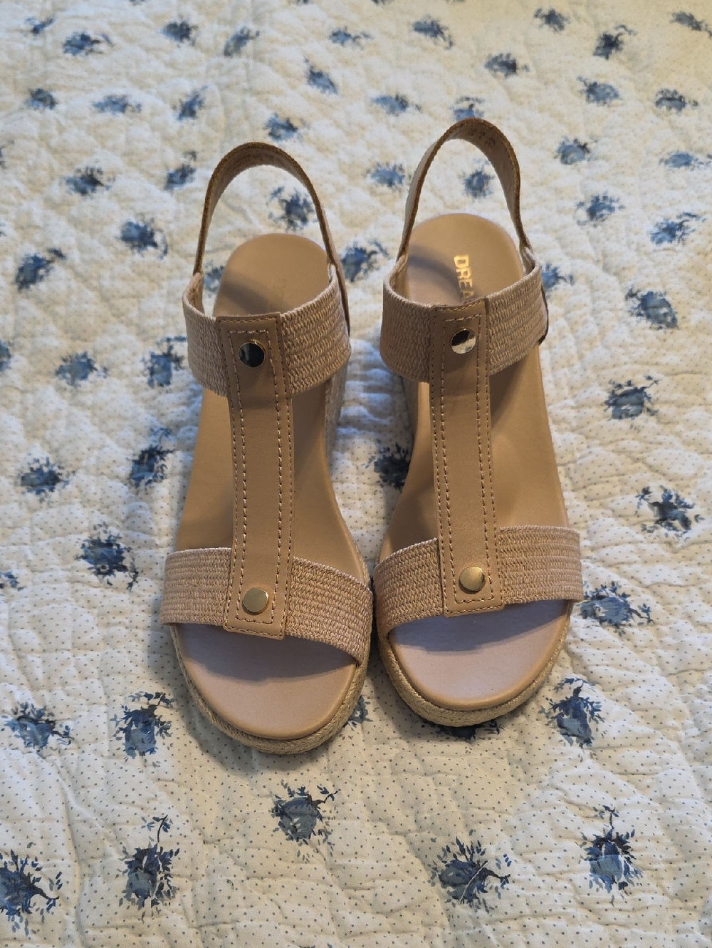 Dream Pairs Nude/Tan Elastic T-strap Wedge Sandals